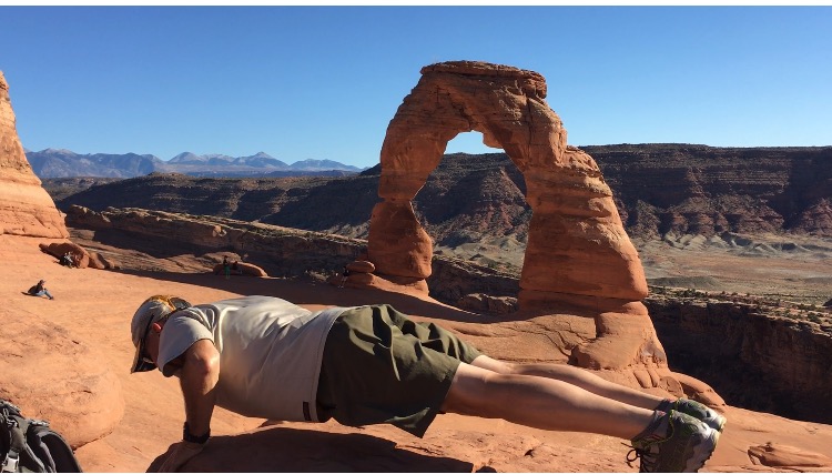 Mike completes Day 14/22 push-ups at Delicate Arch for the #22kill veteran suicide awareness campaign